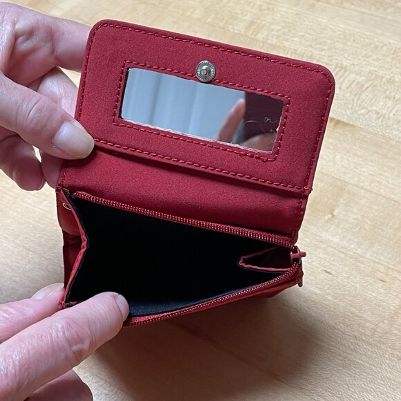 Red Lipstick Pouch No Brand EUC - Picture 3 of 3